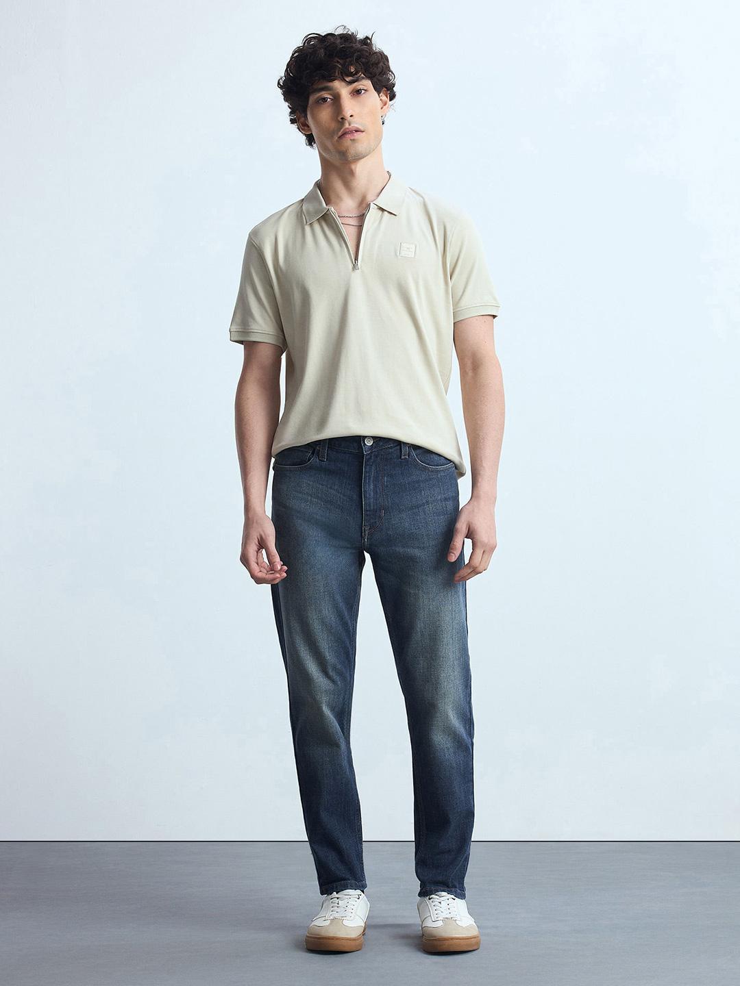 Flying Machine Men Relaxed Tapered Fit Mid-Rise Light Fade Stretchable Jeans