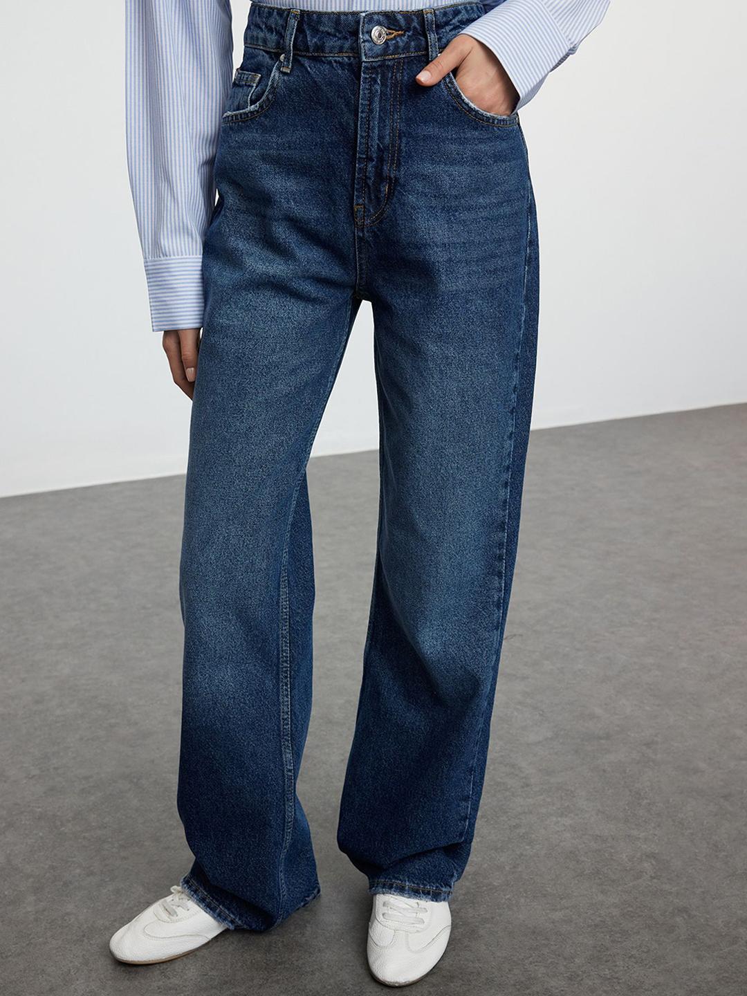 Trendyol Women Regular Fit Light Fade High-Rise Jeans