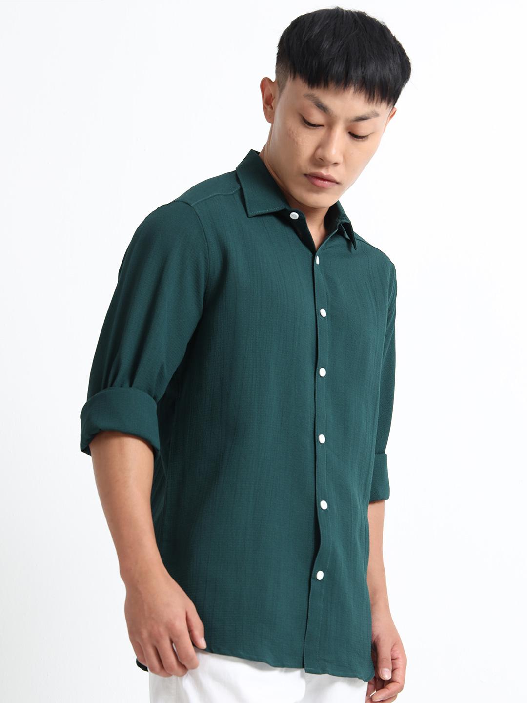MOHICANS Men Solid Spread Collar Casual Shirt