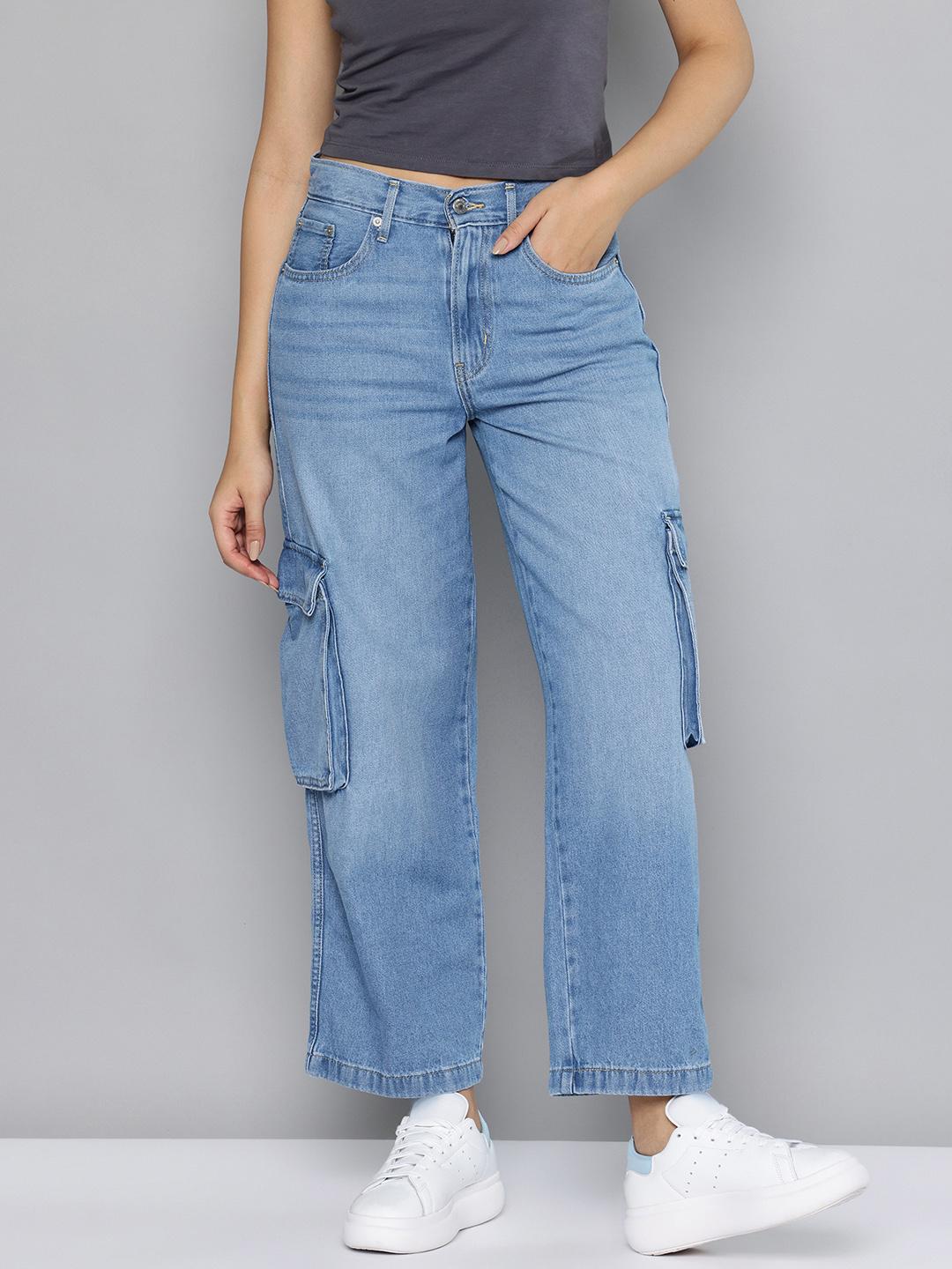 Levis Women Baggy Fit Light Fade Pure Cotton Cargo Style Jeans