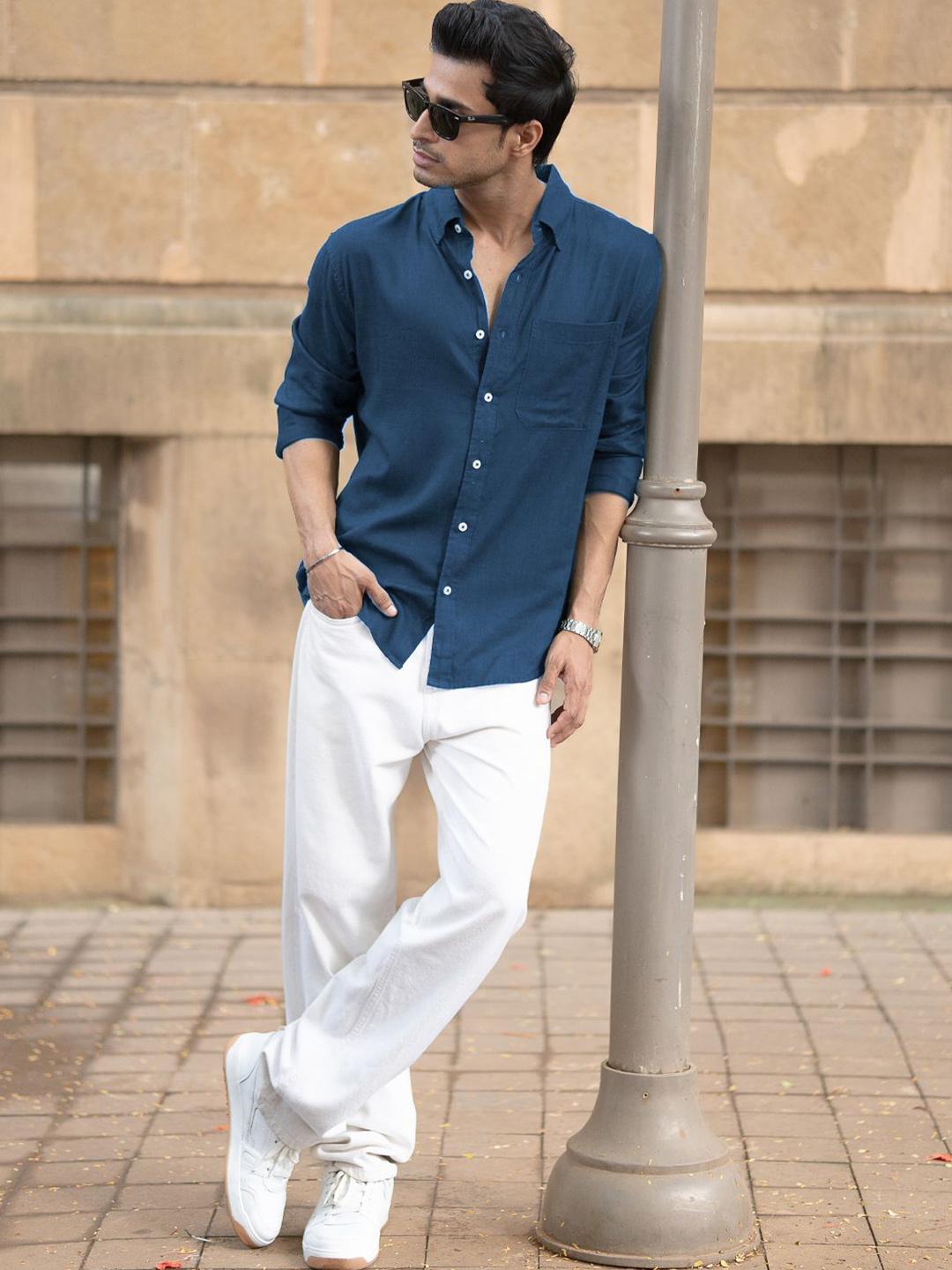 Powerlook Men Solid Spread Collar Casual Shirt