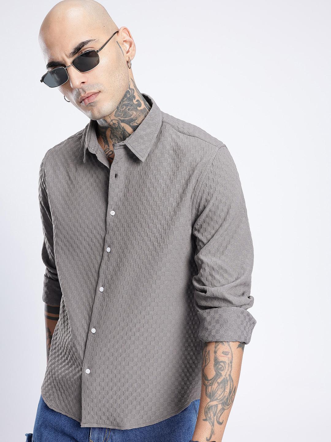 glitchez Self Checked Spread Collar Casual Shirt