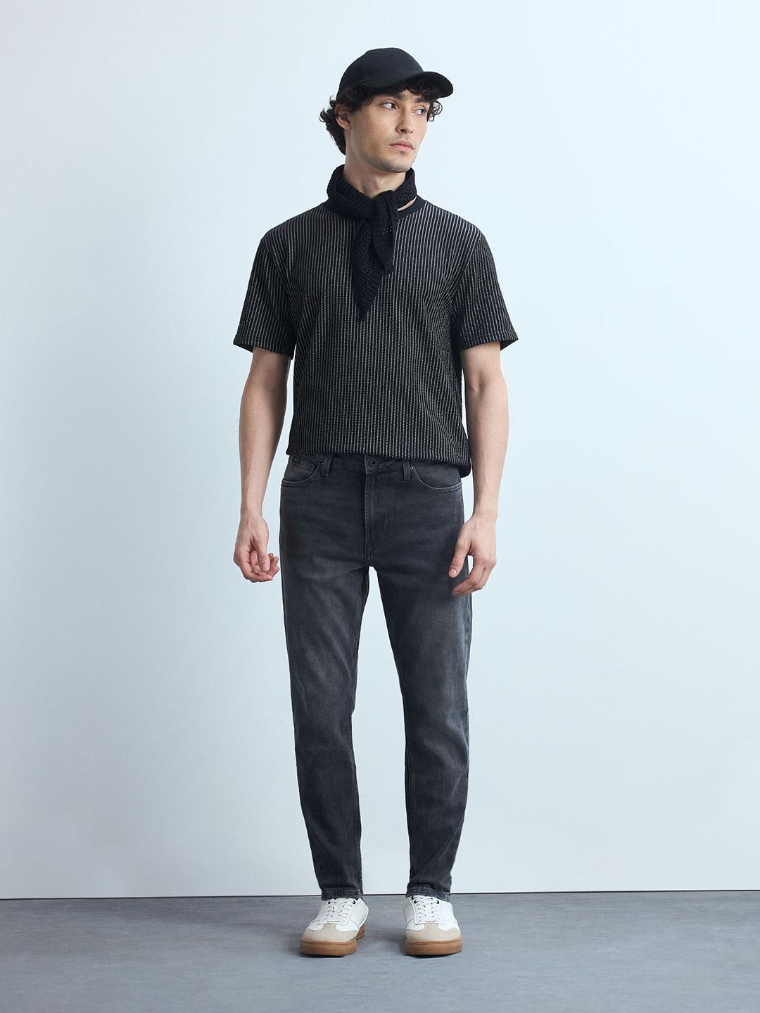 Flying Machine Men Relaxed Tapered Fit Mid-Rise Light Fade Stretchable Jeans