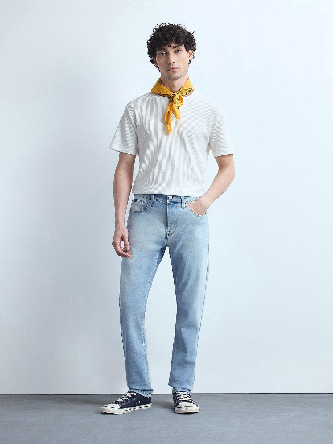 Flying Machine Men Slim Tapered Fit Mid-Rise Clean Look Light Fade Stretchable Jeans