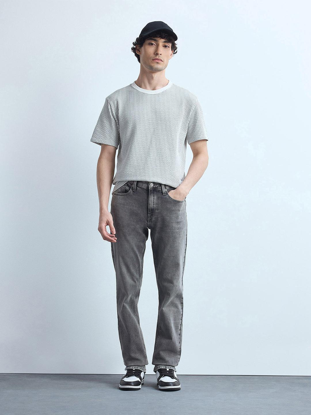 Flying Machine Men Slim Straight Fit Mid-Rise Light Fade Stretchable Jeans