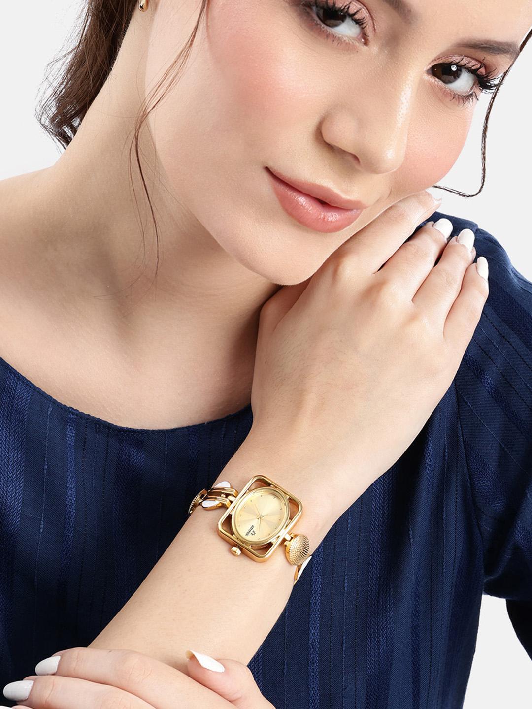 Buy Anouk Women Bracelet Style Straps Analogue Watch ANW 035 GD ...