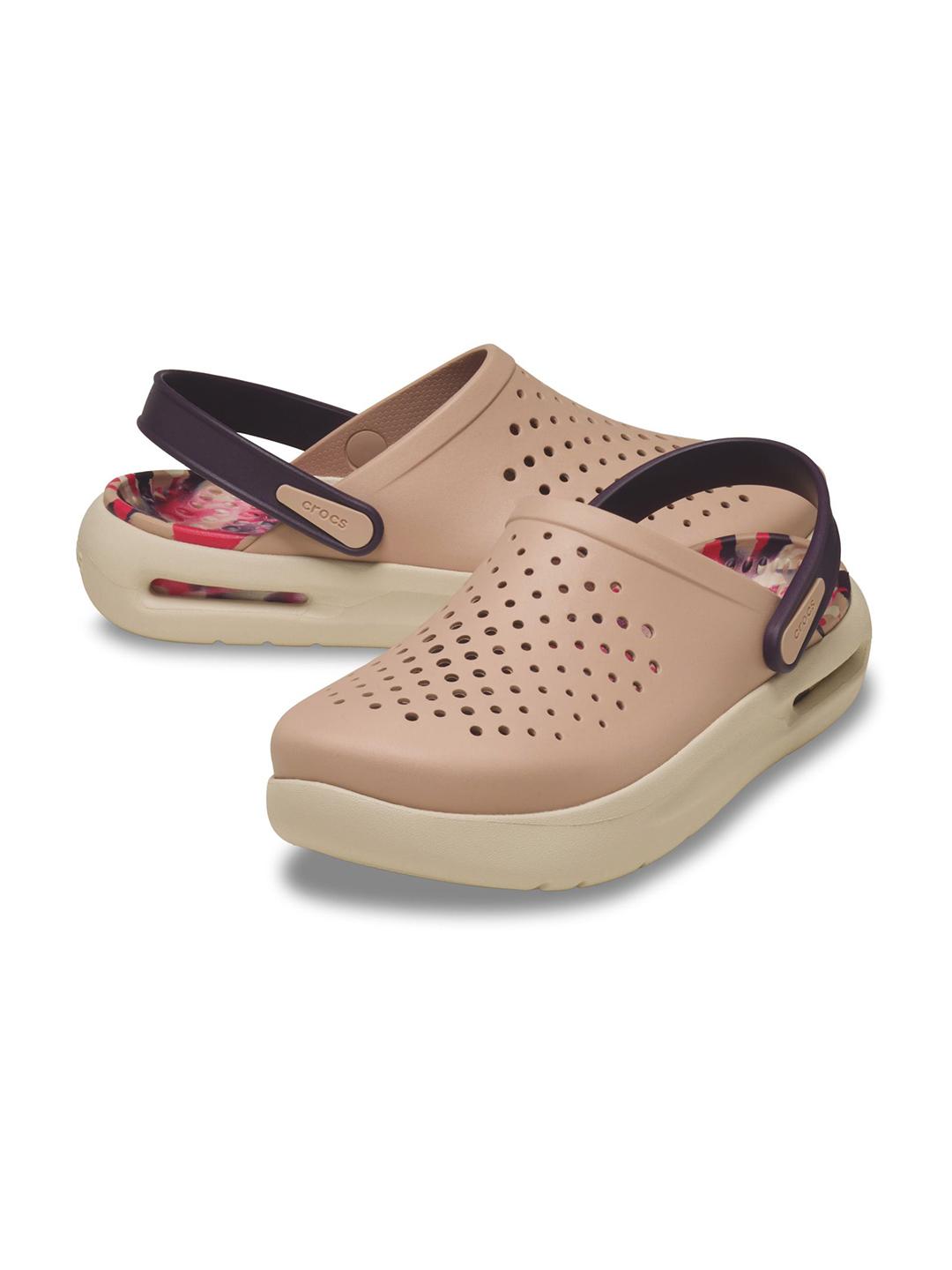 Buy Crocs Unisex Croslite Clogs - Flip Flops for Unisex 37269954 | Myntra