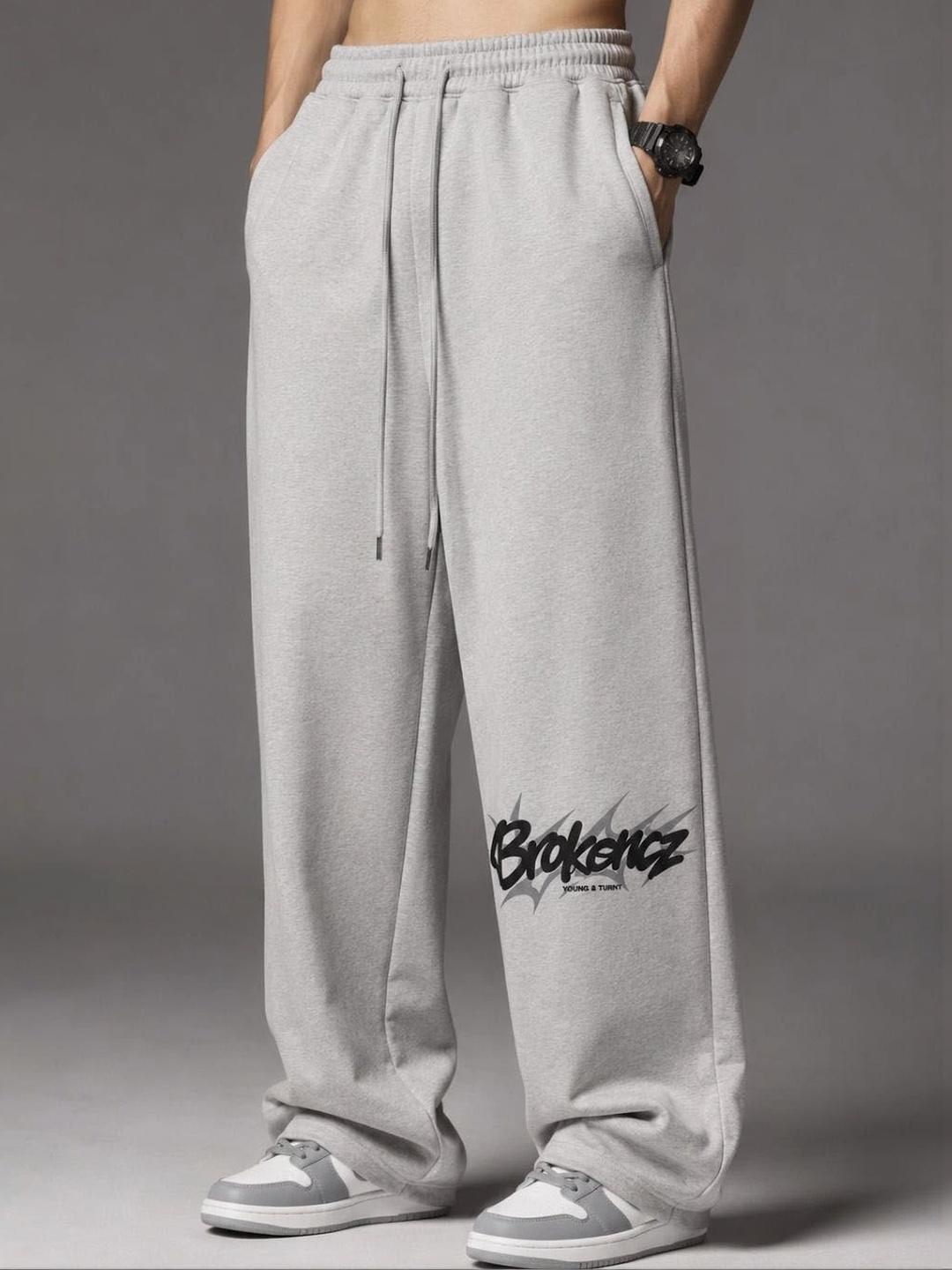 CLOTH N CODE Men Printed Relaxed Easy Wash Trousers