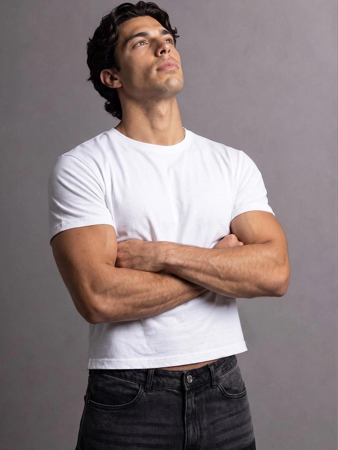 FUGAZEE Men T-shirt - Image 1