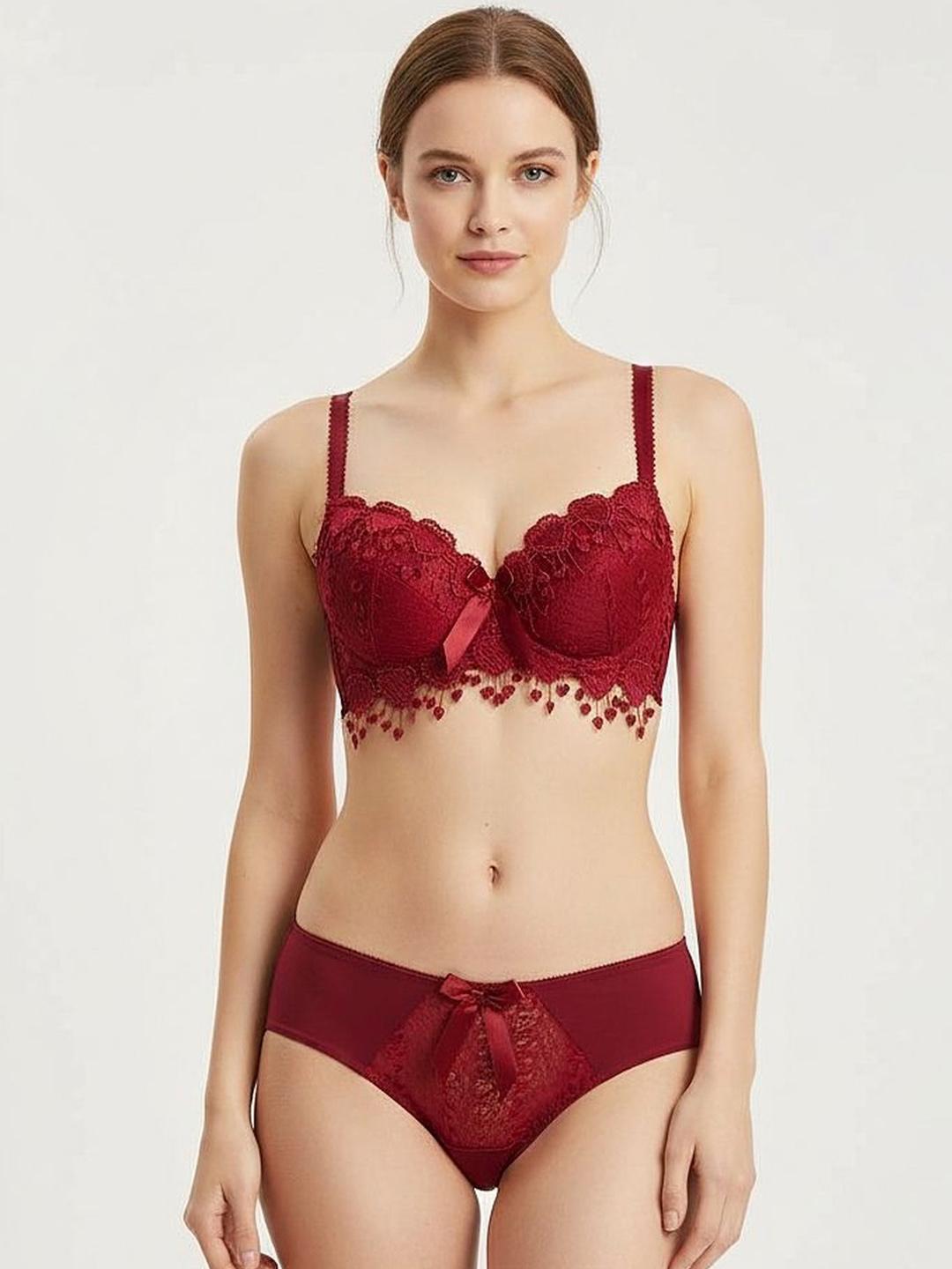 Buy FiveFlag Self Design Heavily Padded And Non Wired Mid Rise Lingerie Set - - Apparel for Women