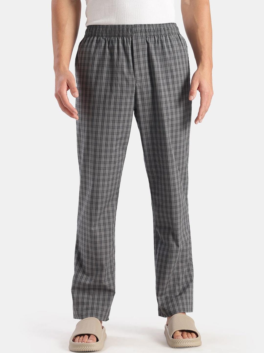 Buy Jockey Super Combed Cotton Woven Fabric Regular Fit Checkered ...