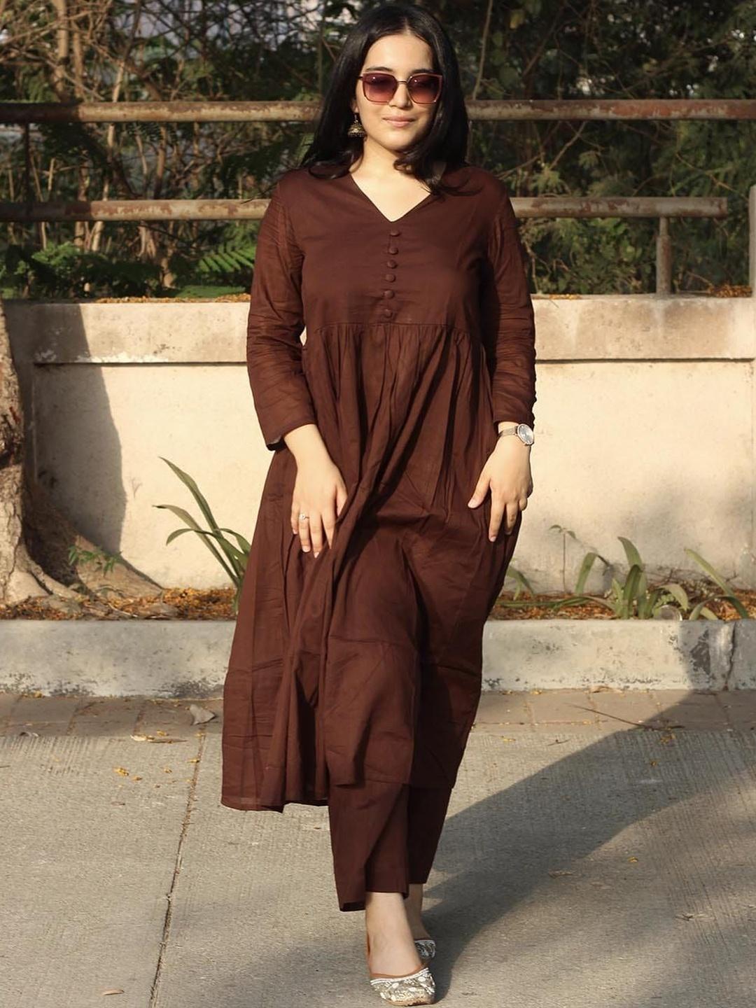 Veshviti – Women Kurta with Trousers