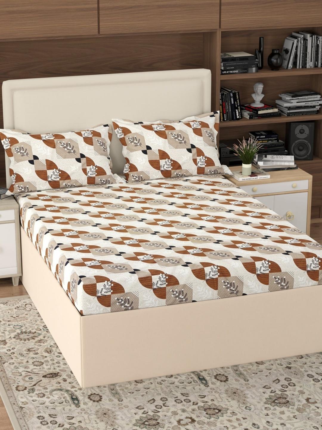 Buy Pure Decor Cream Coloured & Multicoloured Geometric 180 TC Queen Bedsheet With 2 Pillow Covers - - Home for Unisex