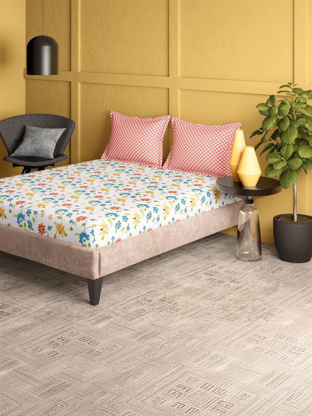 Buy Portico Marvella 144 TC Pure Cotton White & Red Super King Bedsheet With 2 Pillow Covers - - Home for Unisex