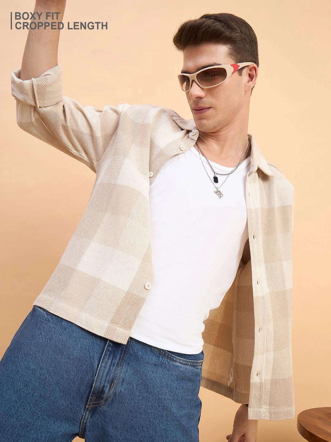 CHIMPAAANZEE Men Boxy Checked Casual Shirt