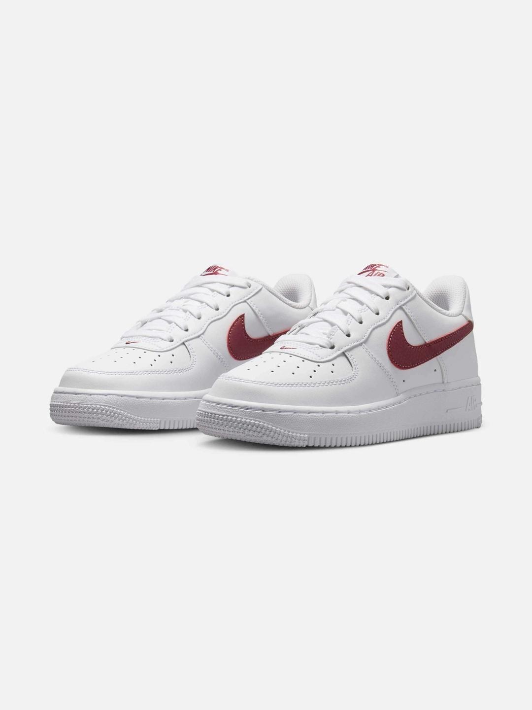 Nike Air Force 1 Older Kids' Shoes