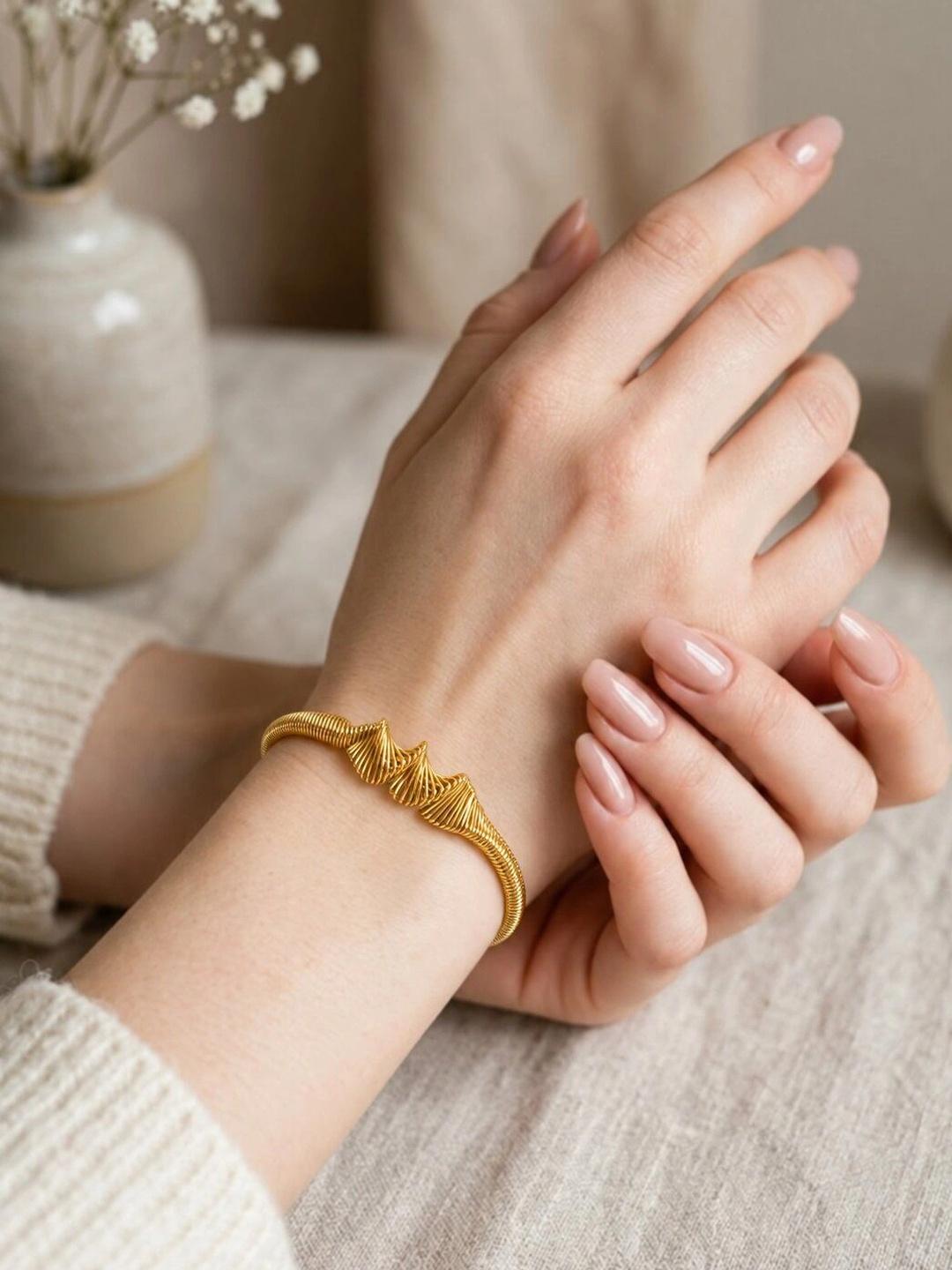 Buy DIVING SWAN Women 18K Thick Gold Plated Ripple Wire Cuff Bracelet -  - Accessories for Women