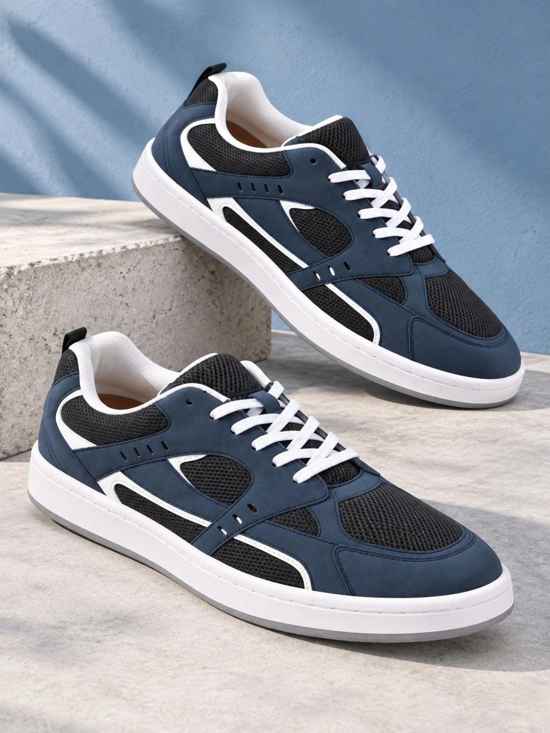 Roadster Men Colourblocked Sneakers - Image 1