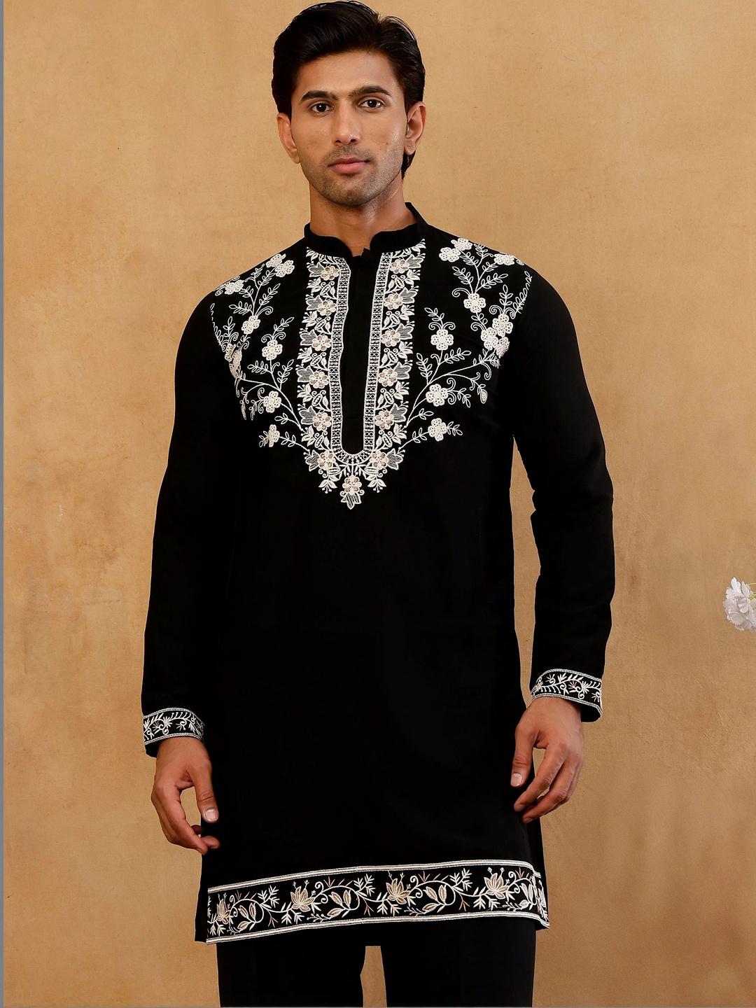 Jompers Men Floral Embroidered Short Kurta - Image 1