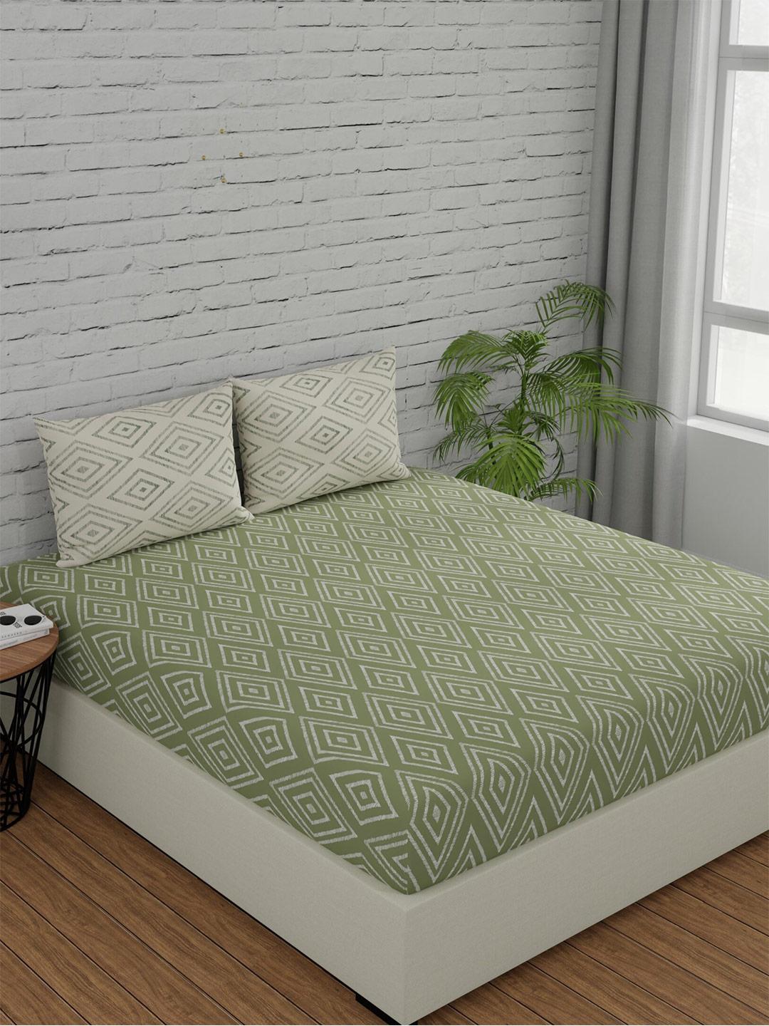 Buy Huesland Amulya Green Geometric Cotton 144 TC King Bedsheet With 2 Pillow Covers 274 X 274 Cm -  - Home for Unisex