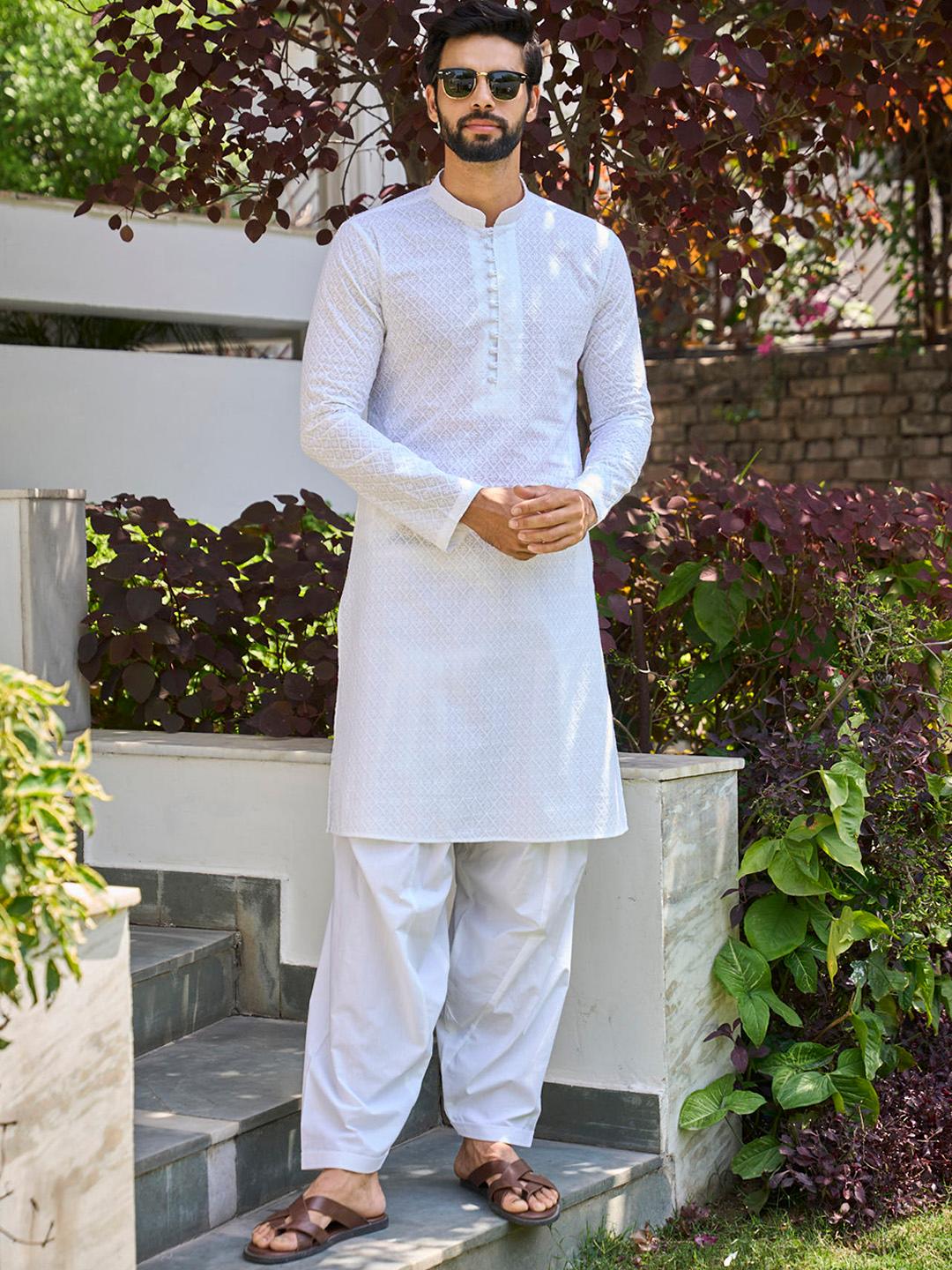 Men White Floral Embroidered Kurtas