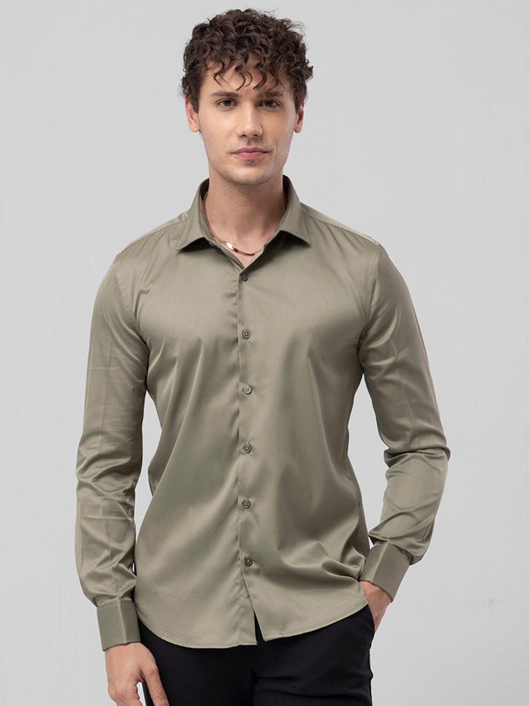 Snitch Men Green Classic Slim Fit Opaque Casual Shirt