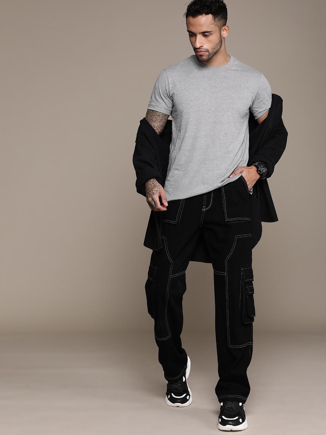 The Roadster Lifestyle Co. Men Straight Fit Cotton Cargo Jeans