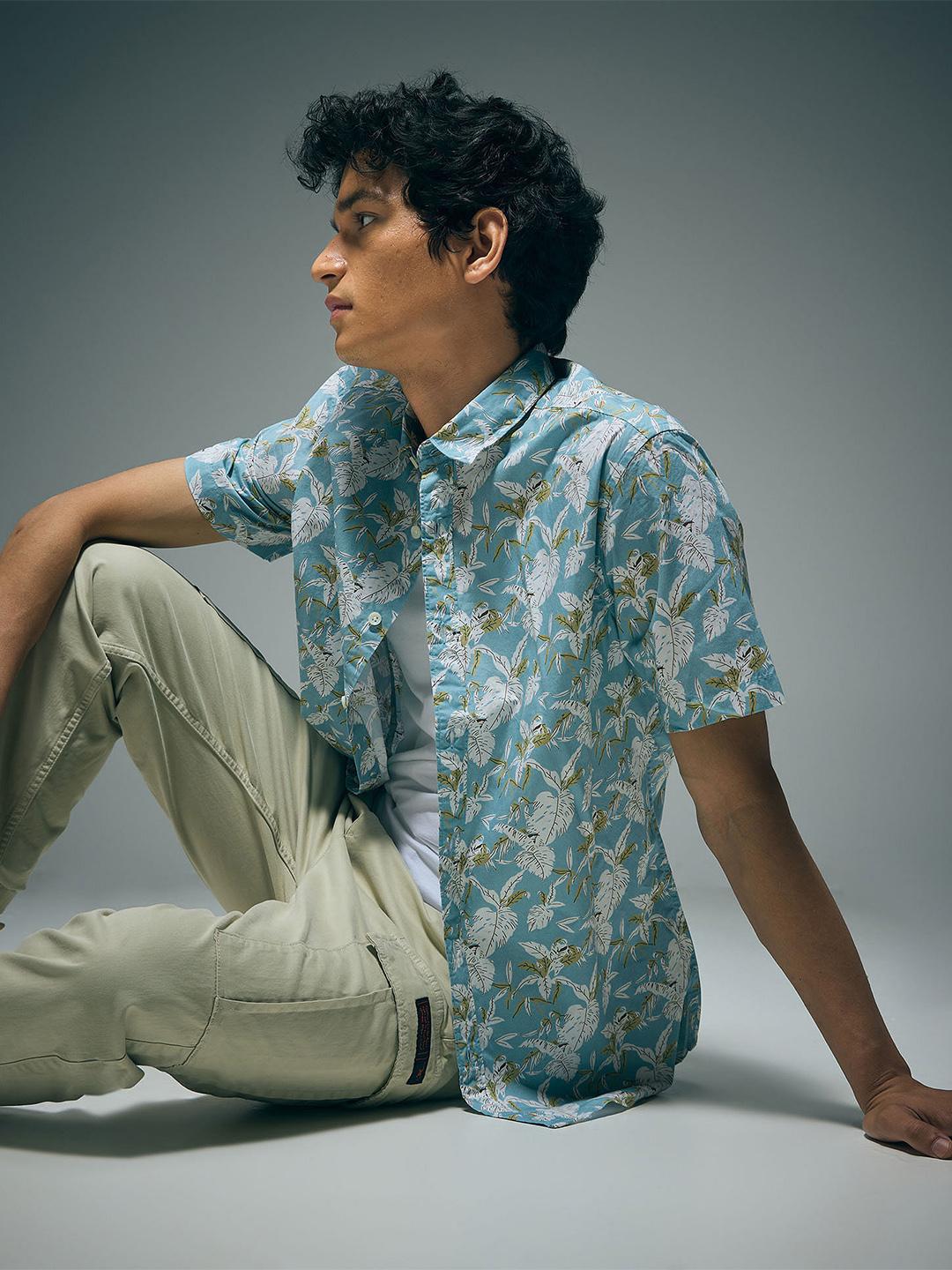 Flying Machine Slim Fit Floral Printed Pure Cotton Casual Shirt