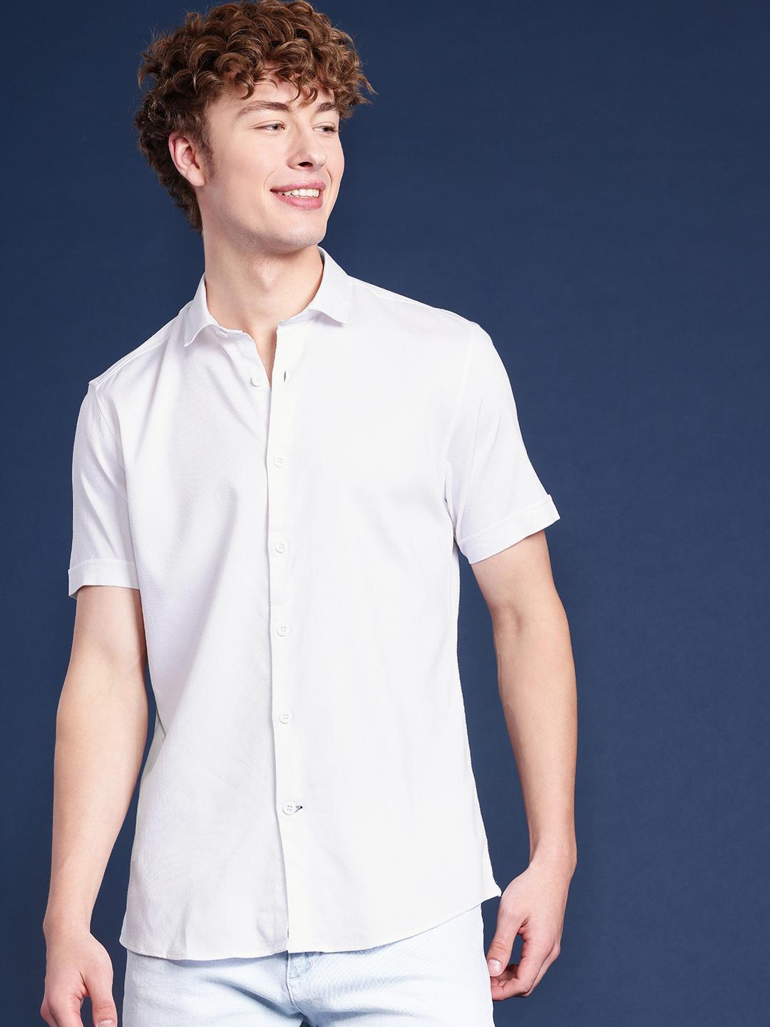 Mast & Harbour Men Standard Micro Ditsy Opaque Self Design Casual Shirt
