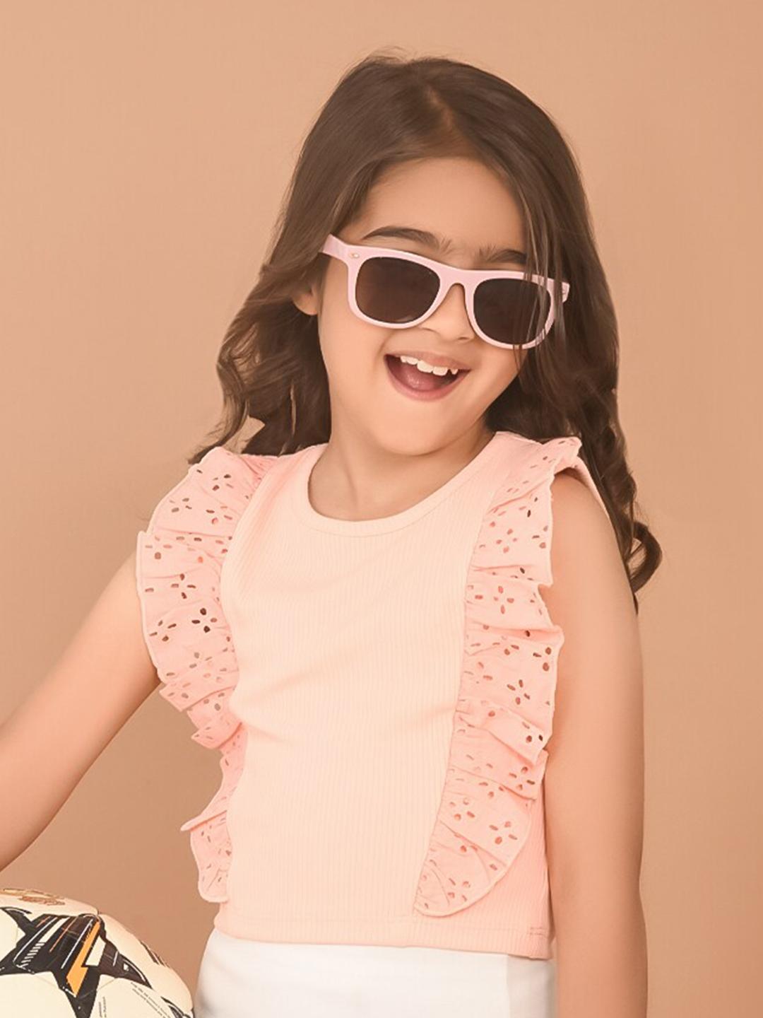 Girls Mauve Schiffli Gillet With Top And Pants