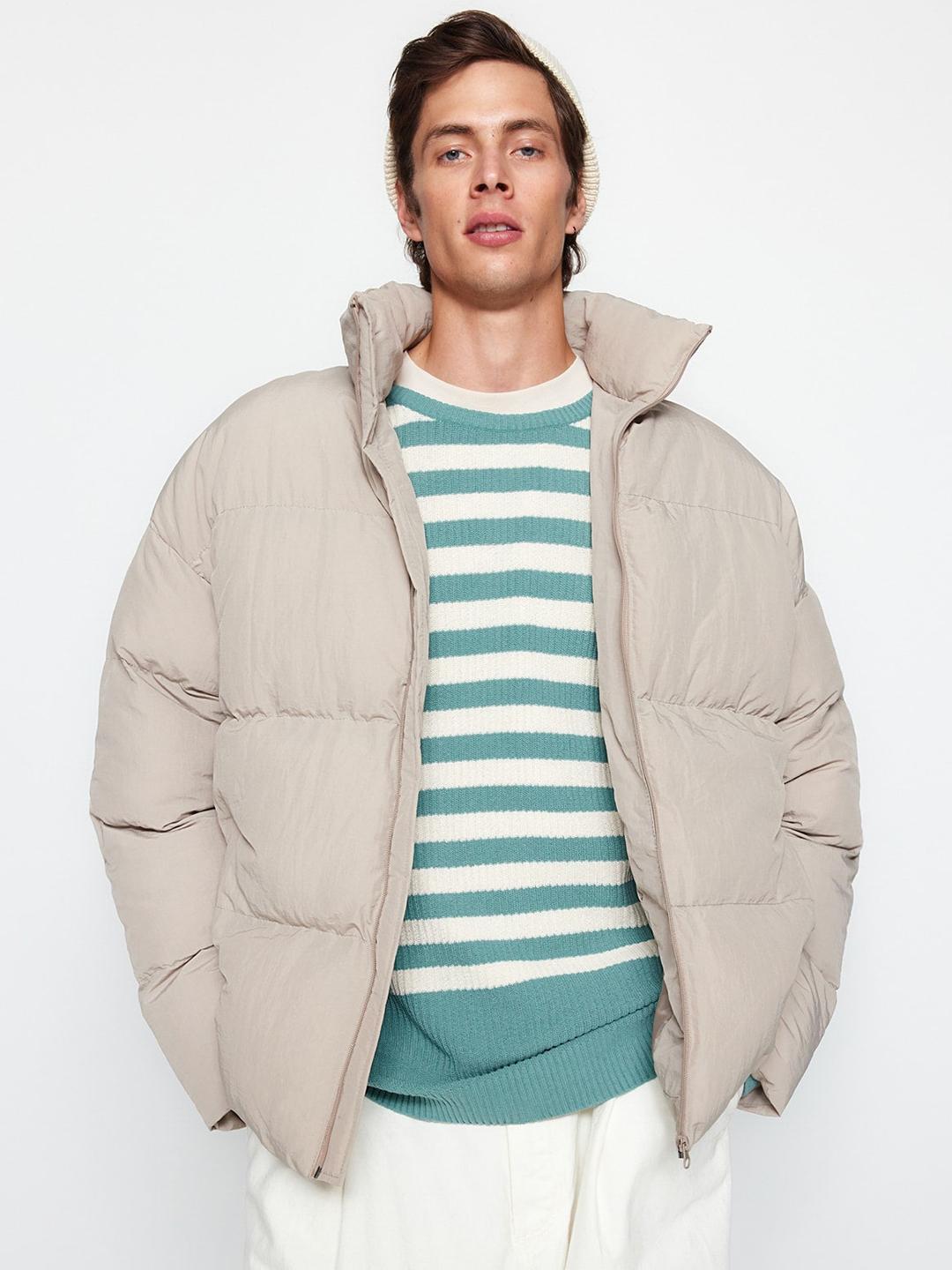 Trendyol Unisex Solid Mock Collar Casual Puffer Jacket