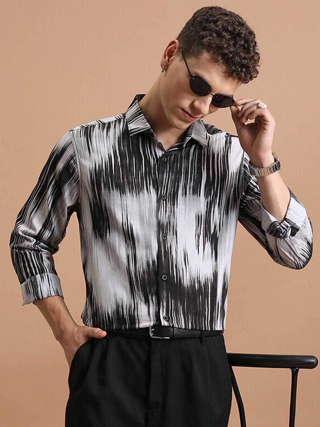 HIGHLANDERS All over Abstract Printed Opaque Cotton Casual Slim Fit Shirt