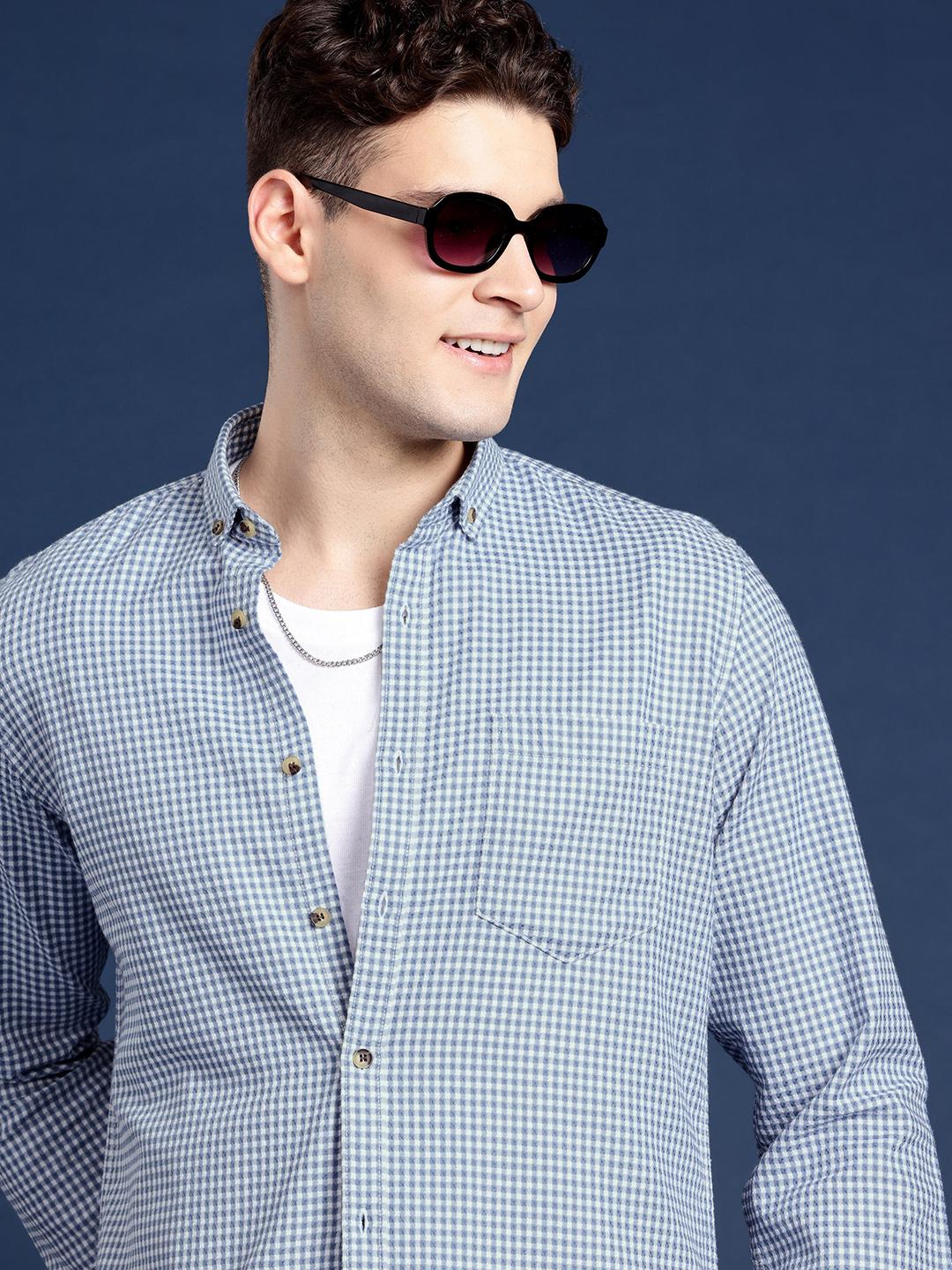 Mast & Harbour Men Standard Checked Casual Shirt