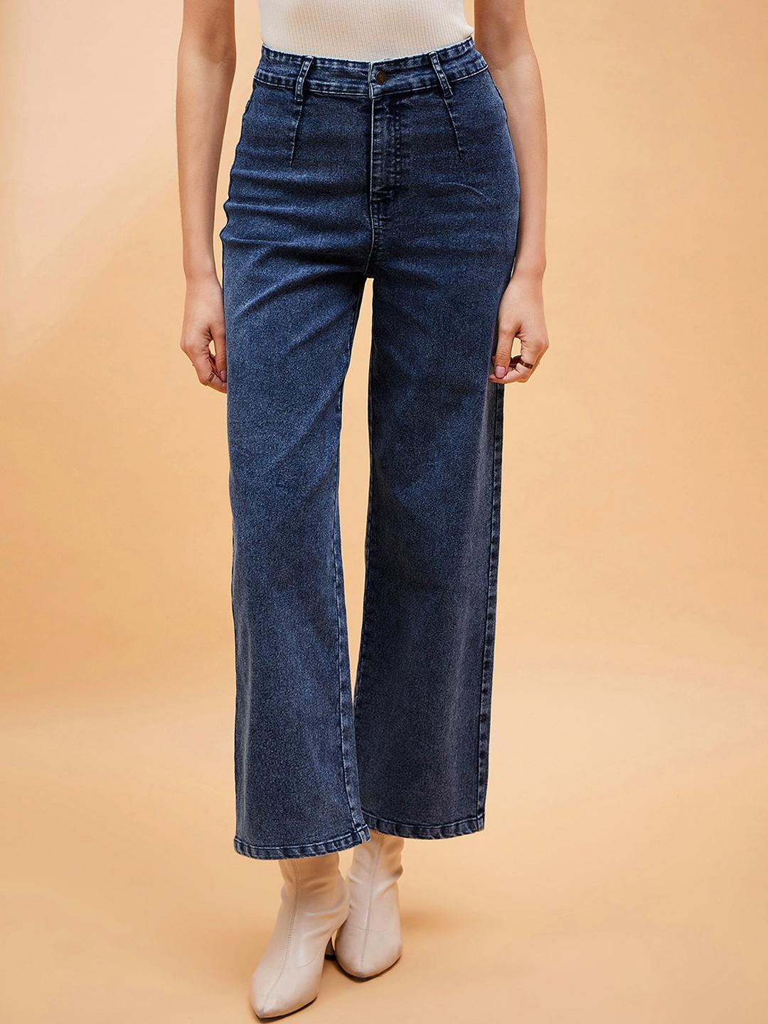 SASSAFRAS BASICS Women Straight Fit High-Rise Light Fade Acid Wash Jeans