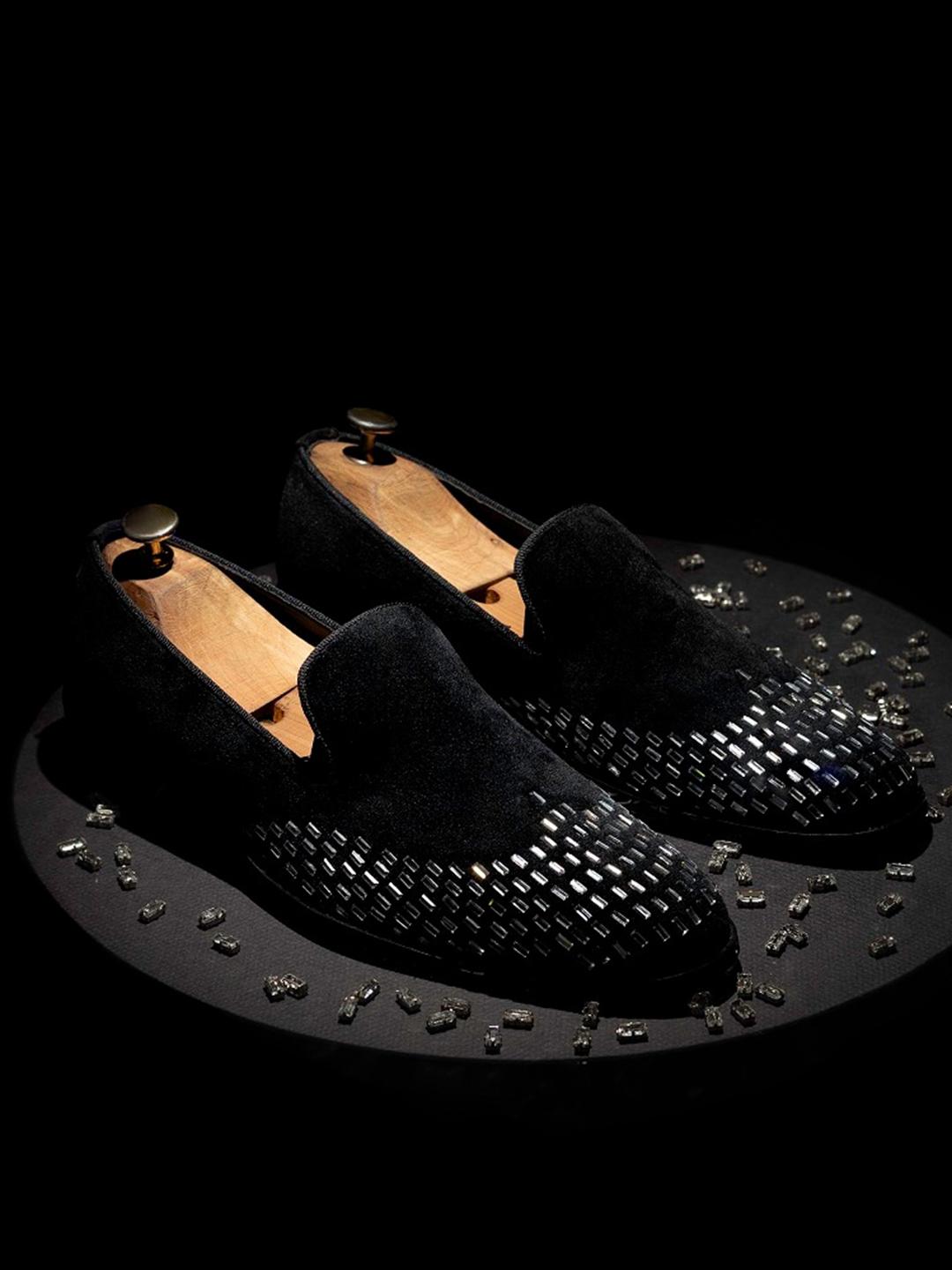 Buy GRIFFIN Men Embellished Round Toe Lightweight Loafers - - Footwear for Men