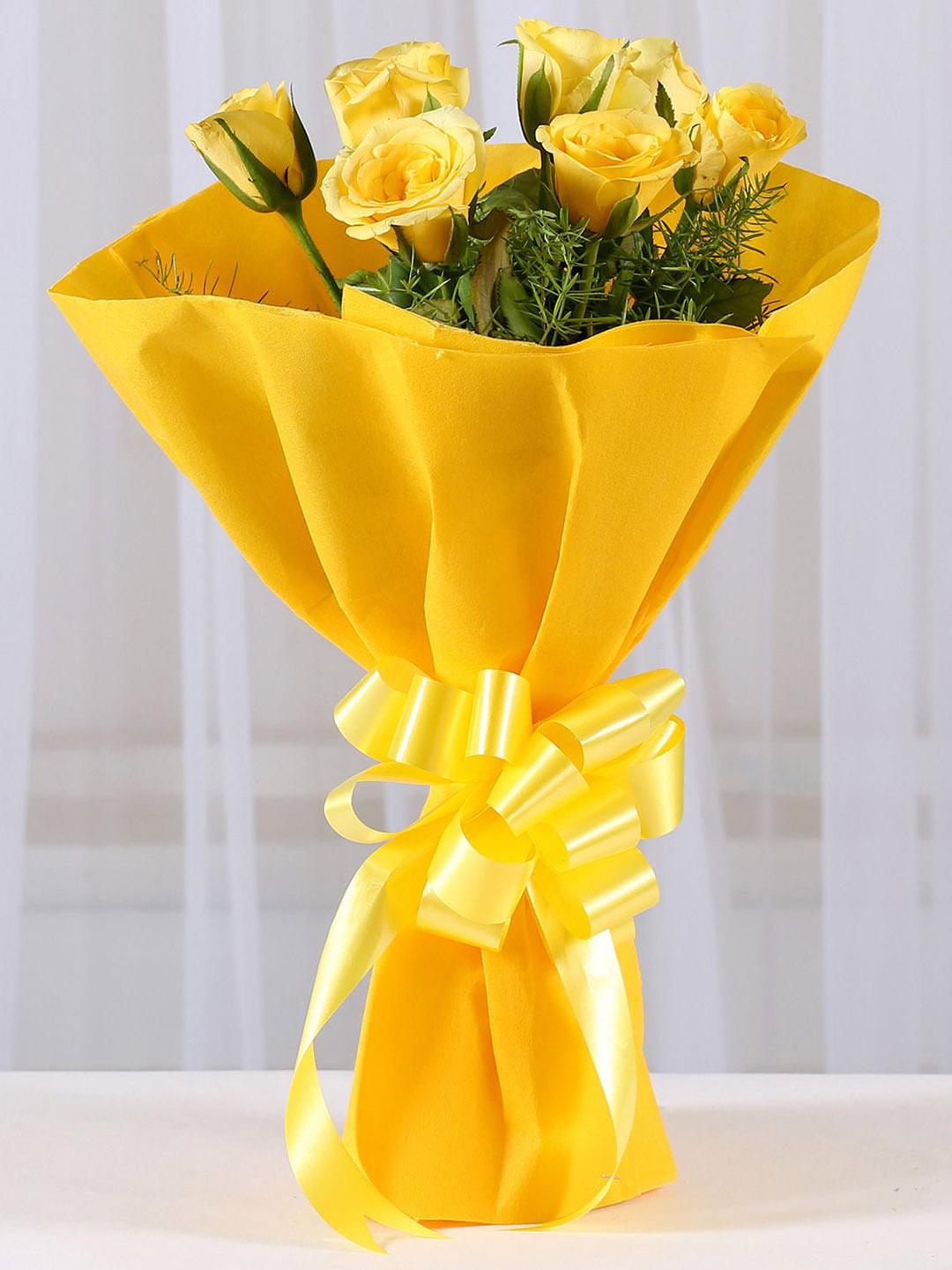Eight Yellow Roses Buy Fnp Tempting 8 Yellow Roses Fresh Flowers Bouquet - Fresh Flowers ...