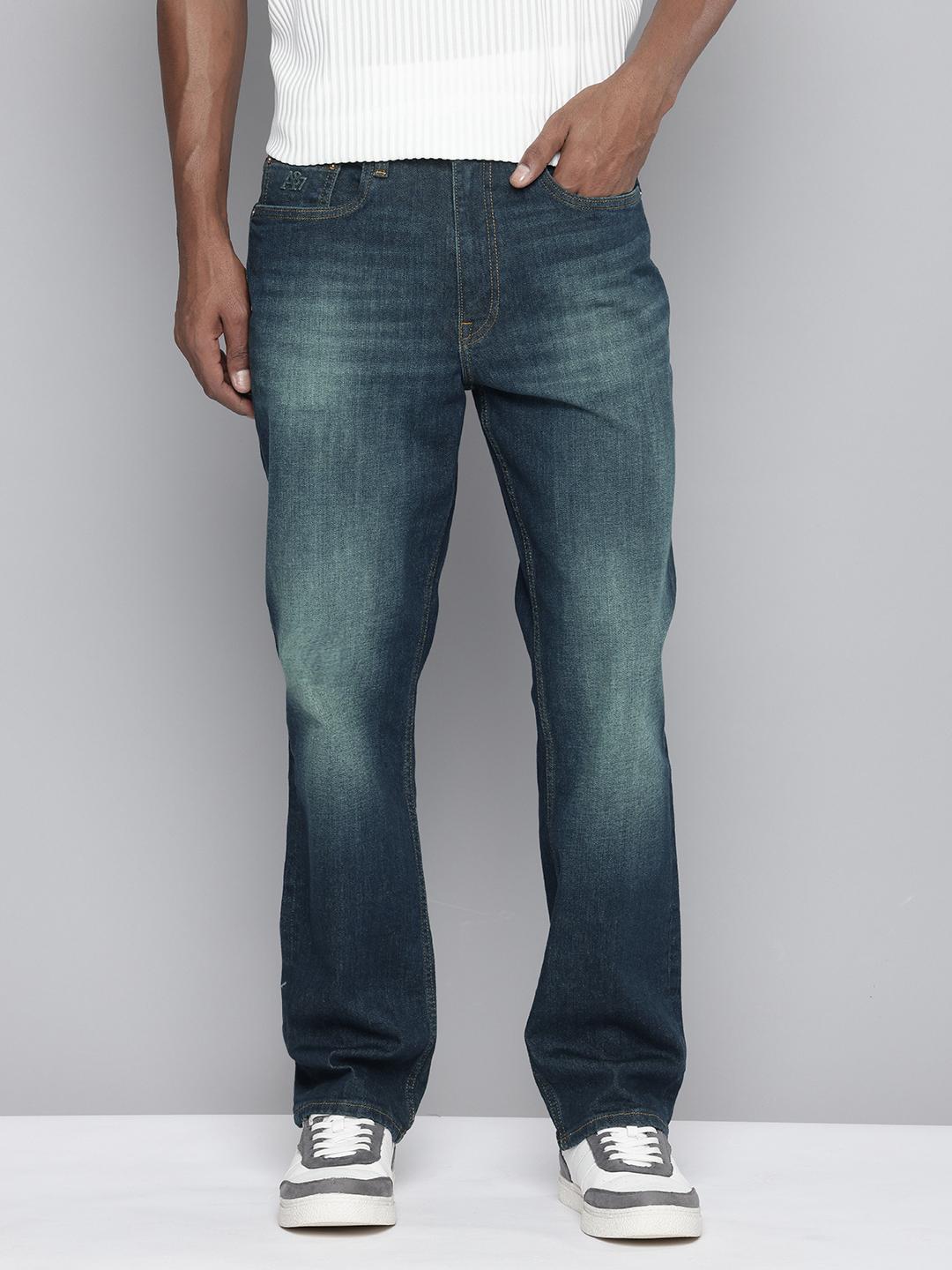 Aeropostale Men Relaxed Fit Heavy Fade Stretchable Jeans