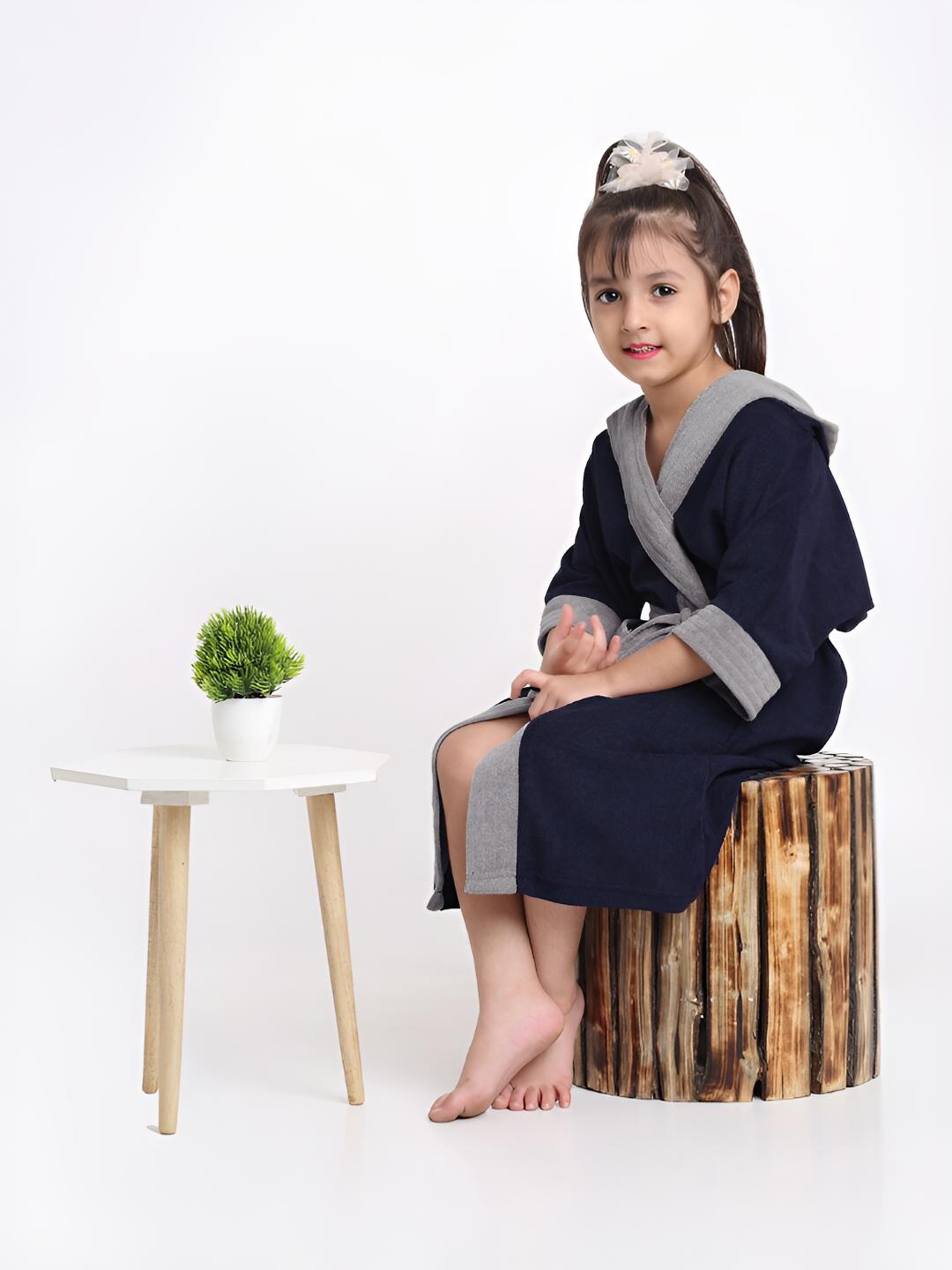 Buy Creeva Melodious Navy Blue Solid Cotton Drawstring Midi Bath Robe 4 5Y -  - Home for Unisex Kids