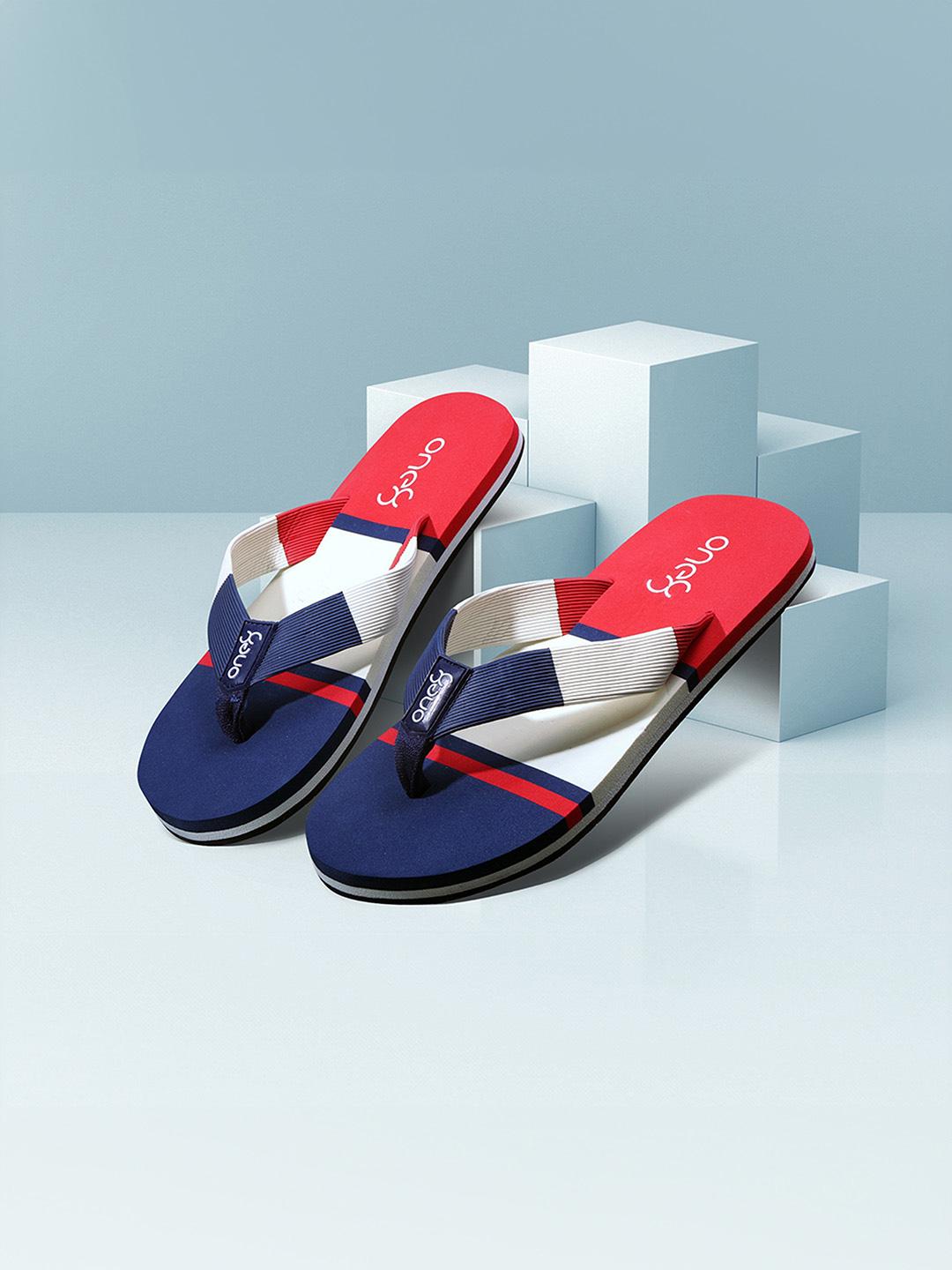 one8 flip flops black