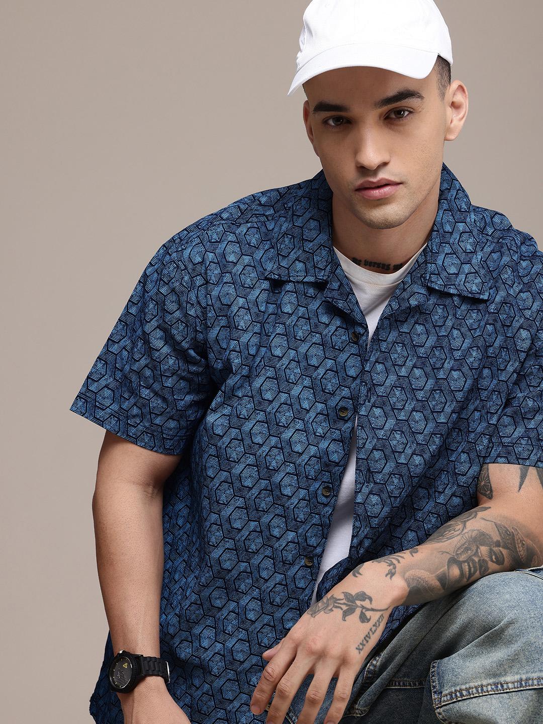 Roadster Men Printed Cuban Collar Relaxed Fit Pure Cotton Casual Shirt