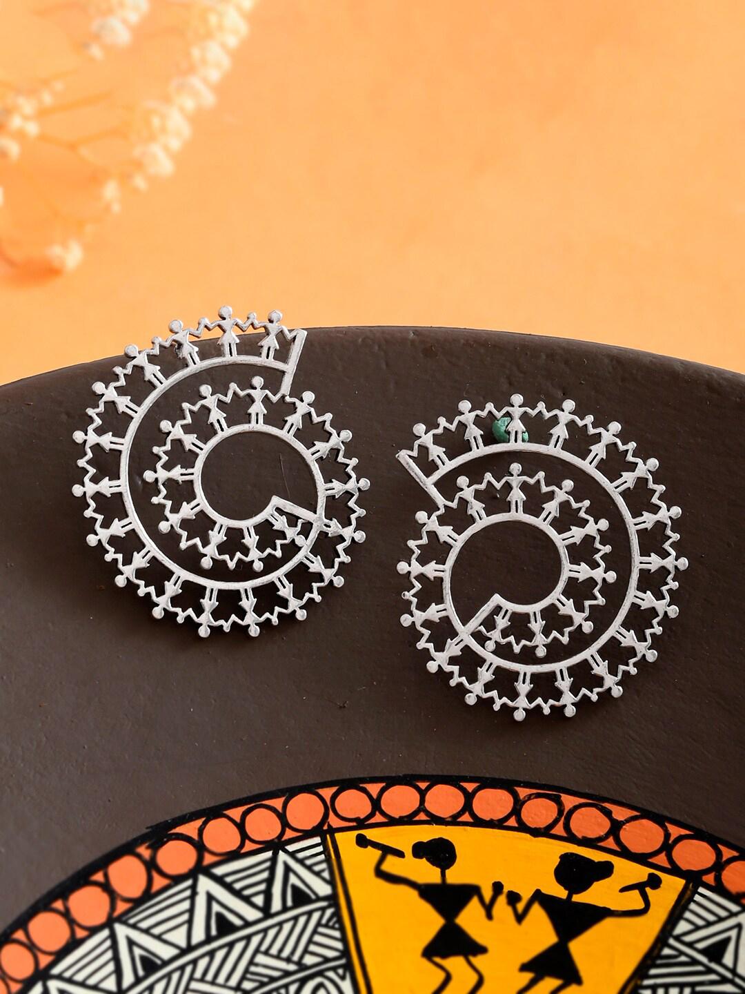Buy Warli Nachde Ne Saare Spiral Earrings -  - Accessories for Women