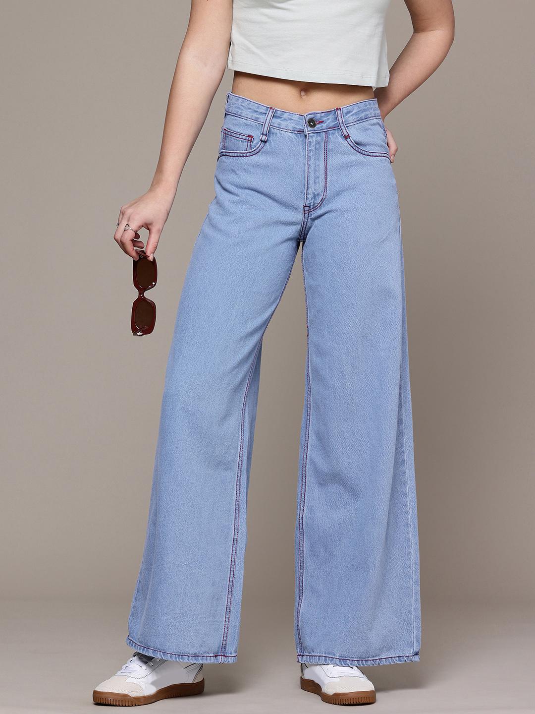 The Roadster Life Co. Women Super Wide Leg Low-Rise Light Fade  Cotton Jeans