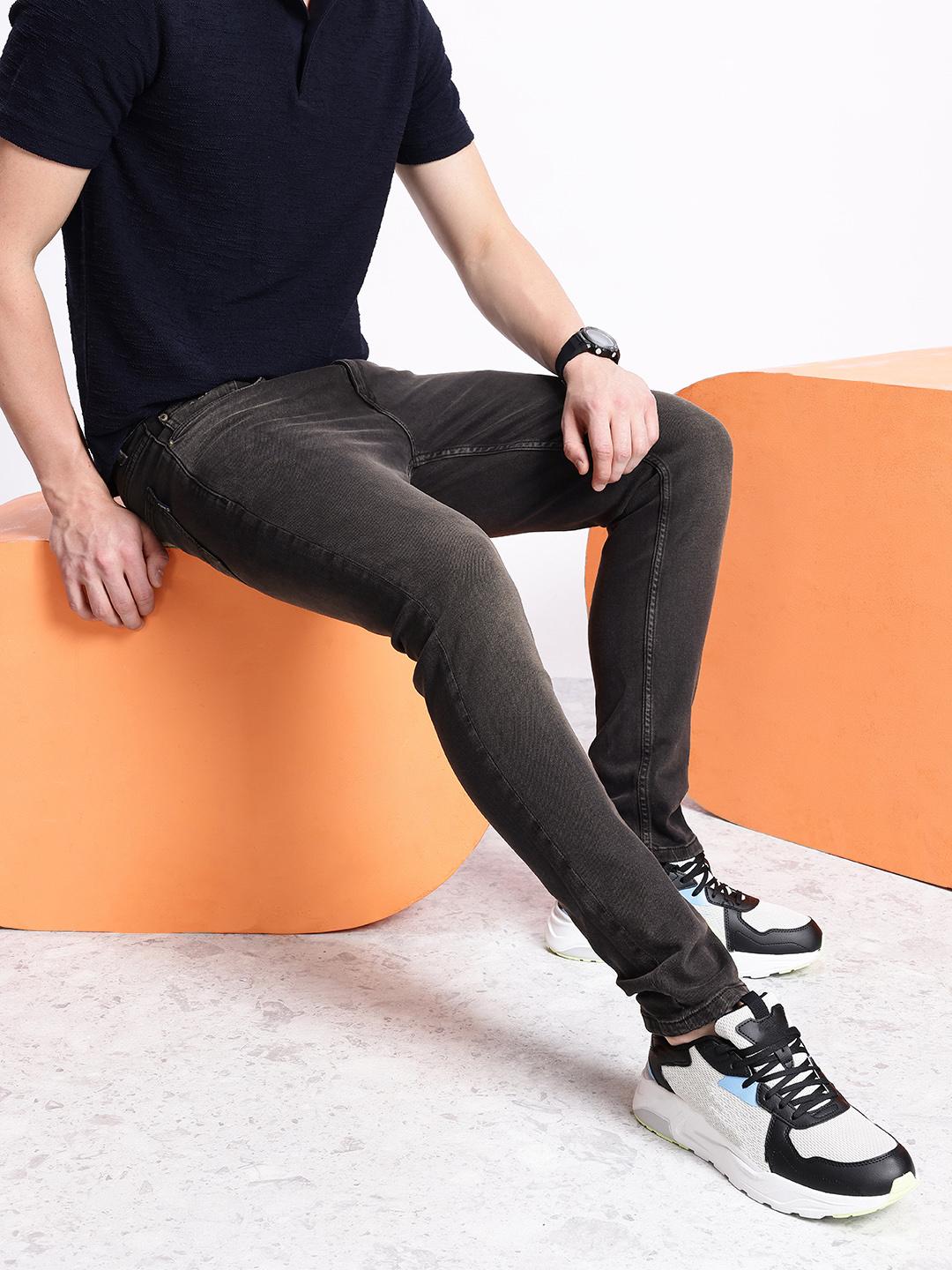 Aeropostale Men Tapered Fit Light Fade Stretchable Jeans