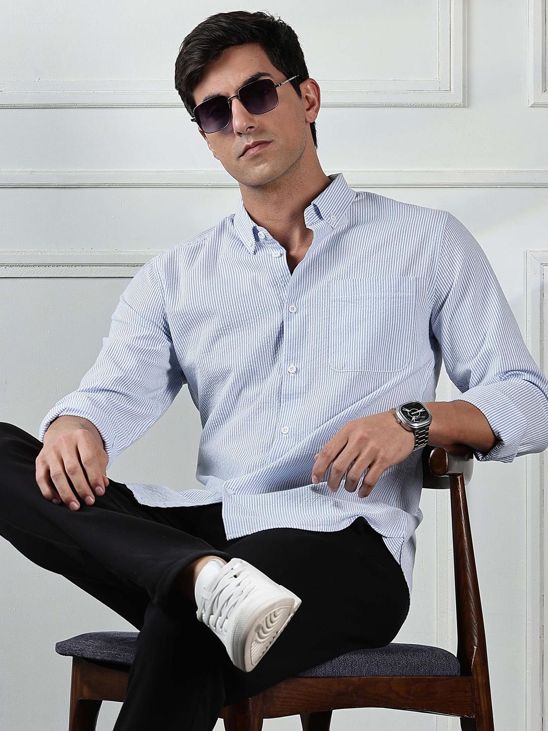 Men's Black Standard Slim Fit Opaque Striped Casual Shirt main image 0