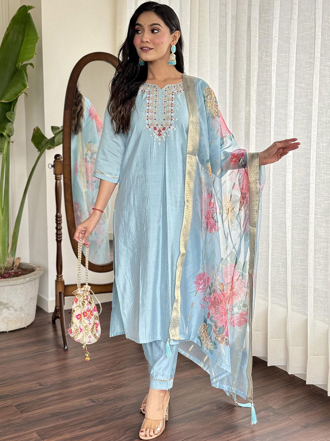 Buy Siya Fashion Floral Embroidered Sequinned Notch Neck Kurta With ...