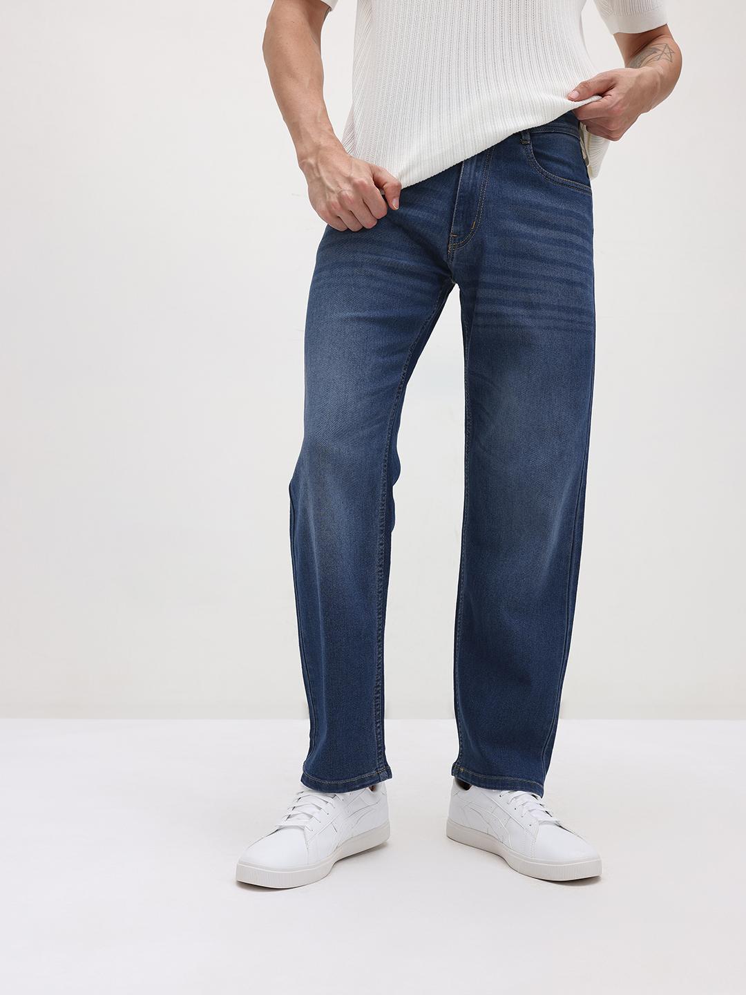 The Roadster Life Co. Men Relaxed Fit Mid-Rise Light Fade Stretchable Jeans