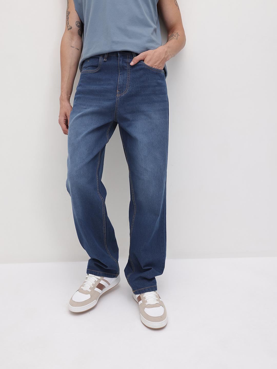 The Roadster Life Co. Men Relaxed Fit Mid-Rise Stretchable Jeans