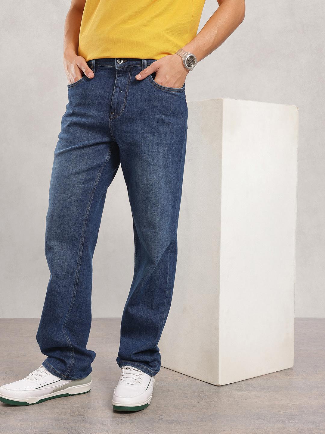 Nautica Men Relaxed Fit Light Fade Stretchable Jeans