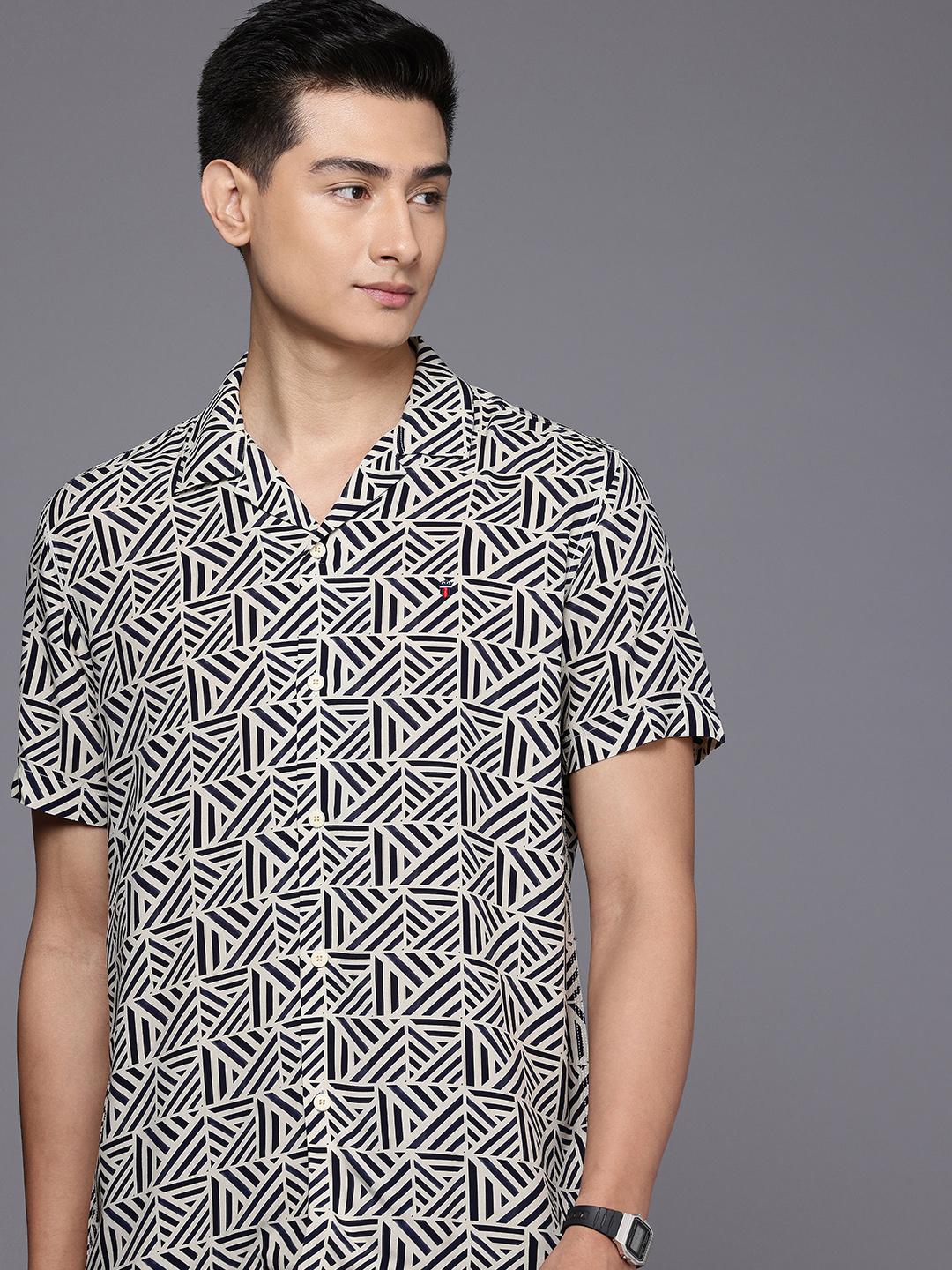 Louis Philippe Jeans Slim Fit Geometric Printed Casual Shirt