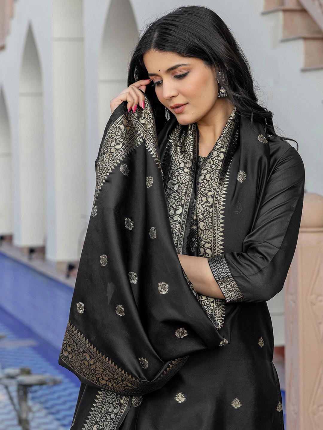 Sanisa - Conjunto De Kurta Recto Bordado De Seda Para Mujer